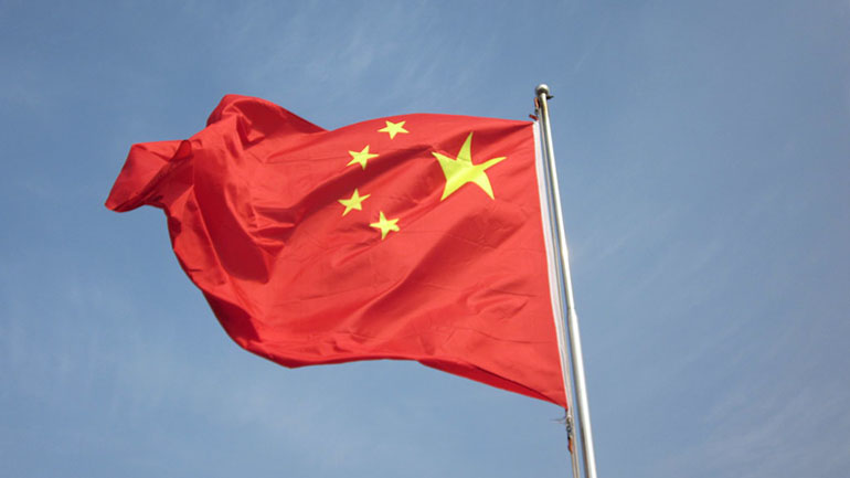 Το κινεζικό Υπουργείο Άμυνας λέει πως δεν θα επιτρέψει στις ΗΠΑ «να προκαλέσουν φασαρίες»